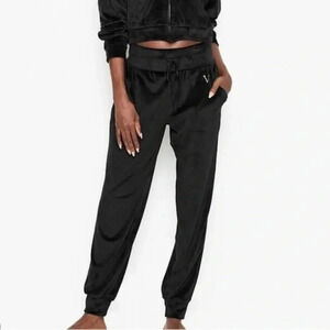Victoria's Secret Soft Velour Jogger Sweat Pant Black  Size Small